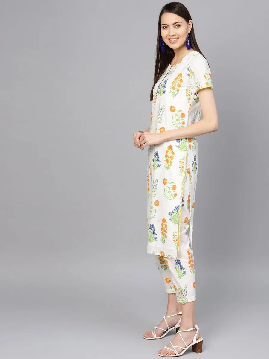 Ahalyaa Women Off white Printed Beautiful Kurta Set
