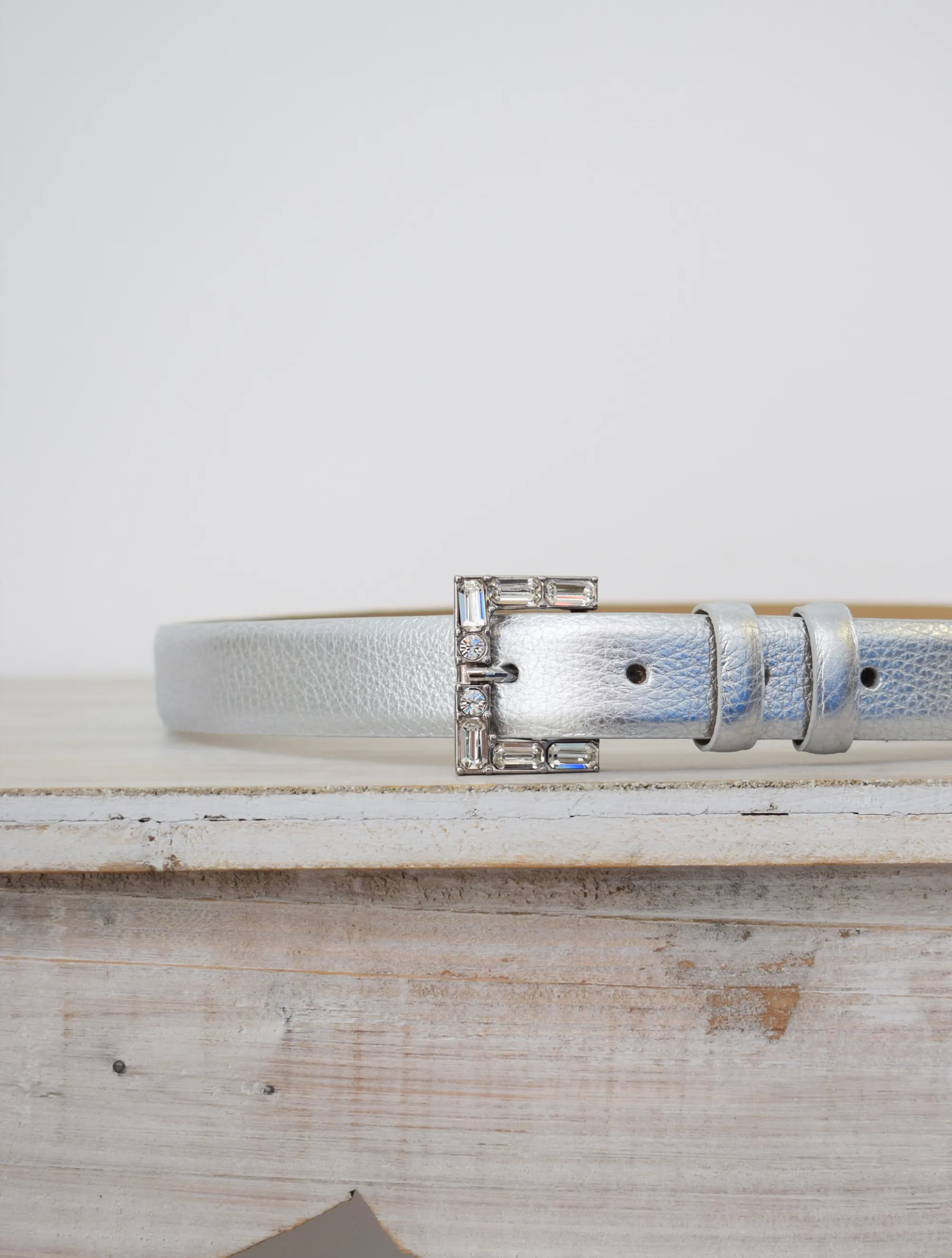 Medium Belt Leather Shimmer Silver