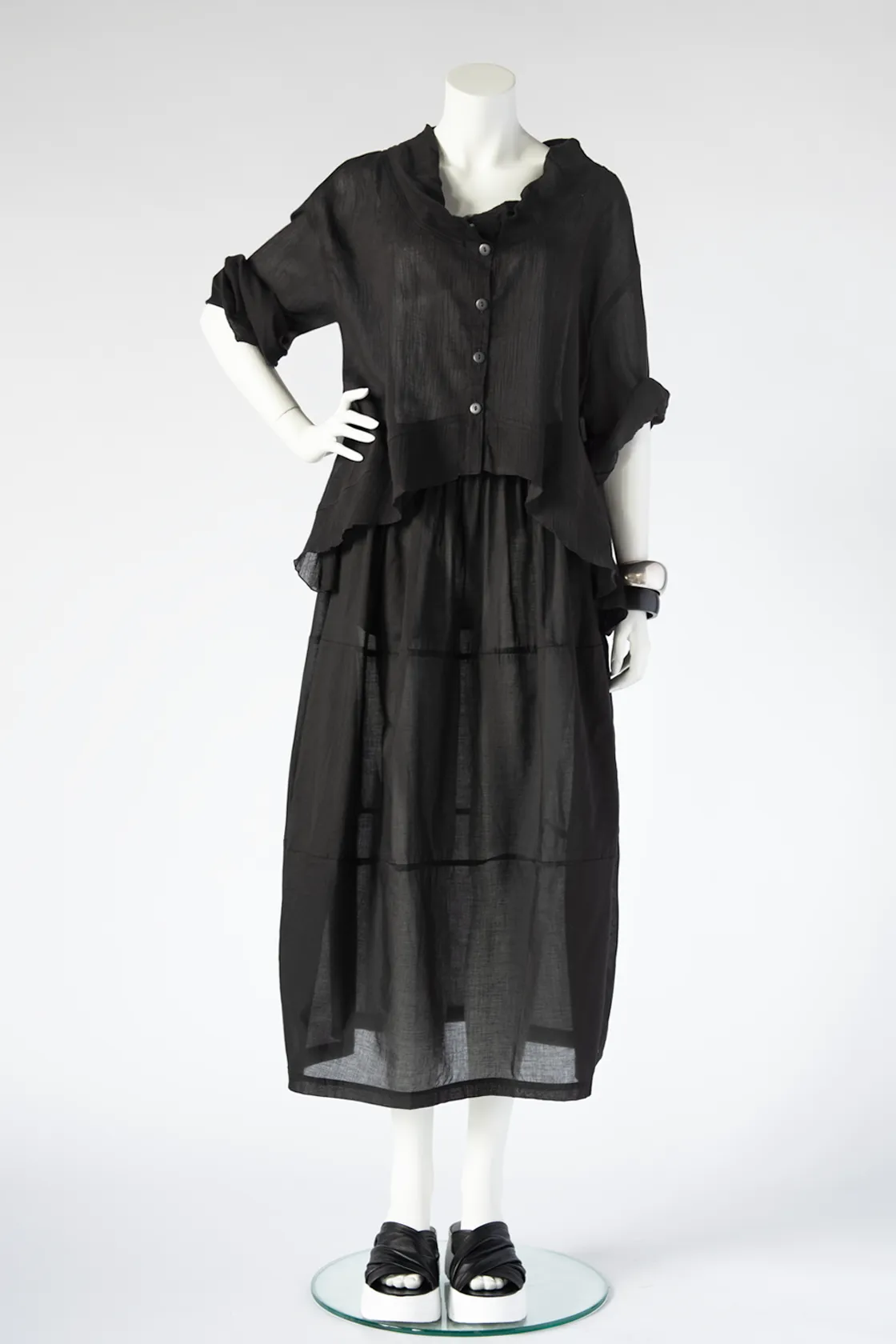 Venire Skirt in Black Rafina